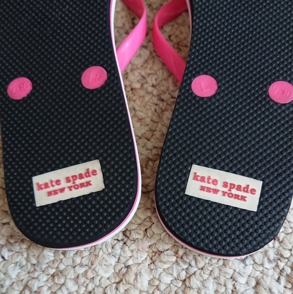 Kate Spade New York Nassau Pink Flamingo Thong Flip Flops Rubber Sandals size 9 - Picture 9 of 10